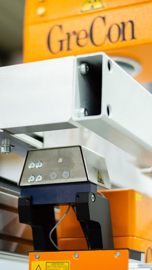 BOARDCONTROL XL Metal part on a rail construction