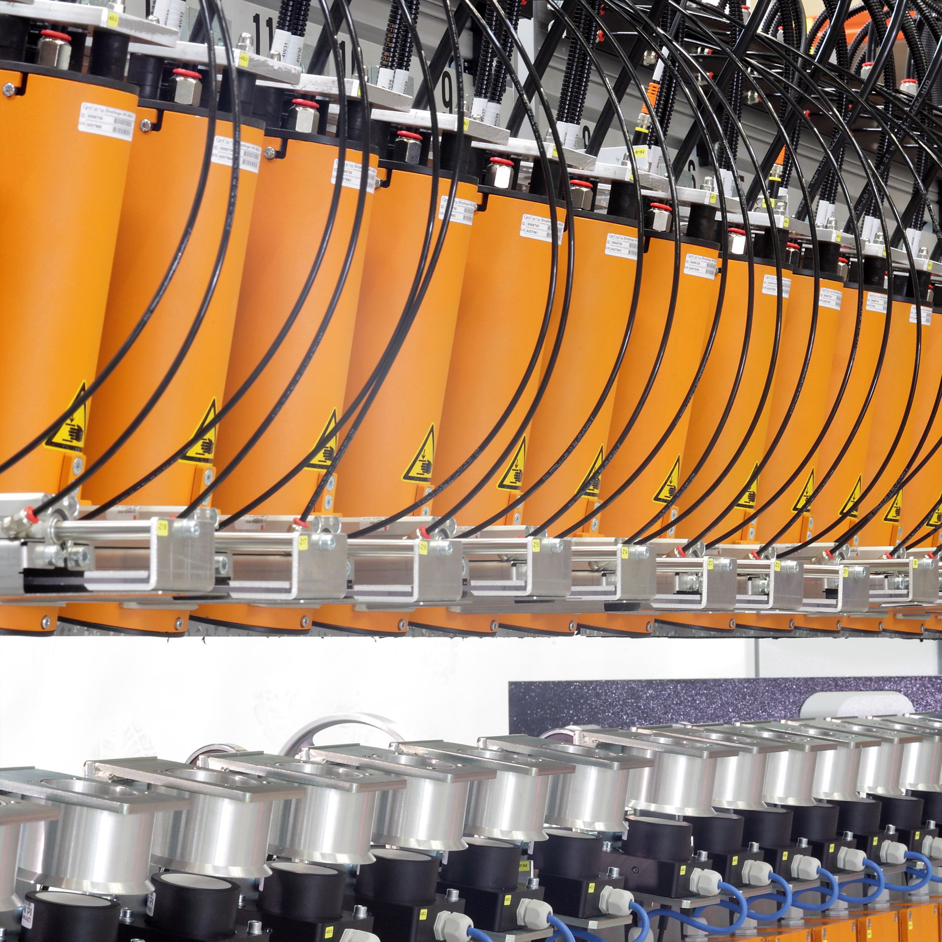 Measuring heads of the GreCon DELAMINATIONCONTROL product page lined up side by side